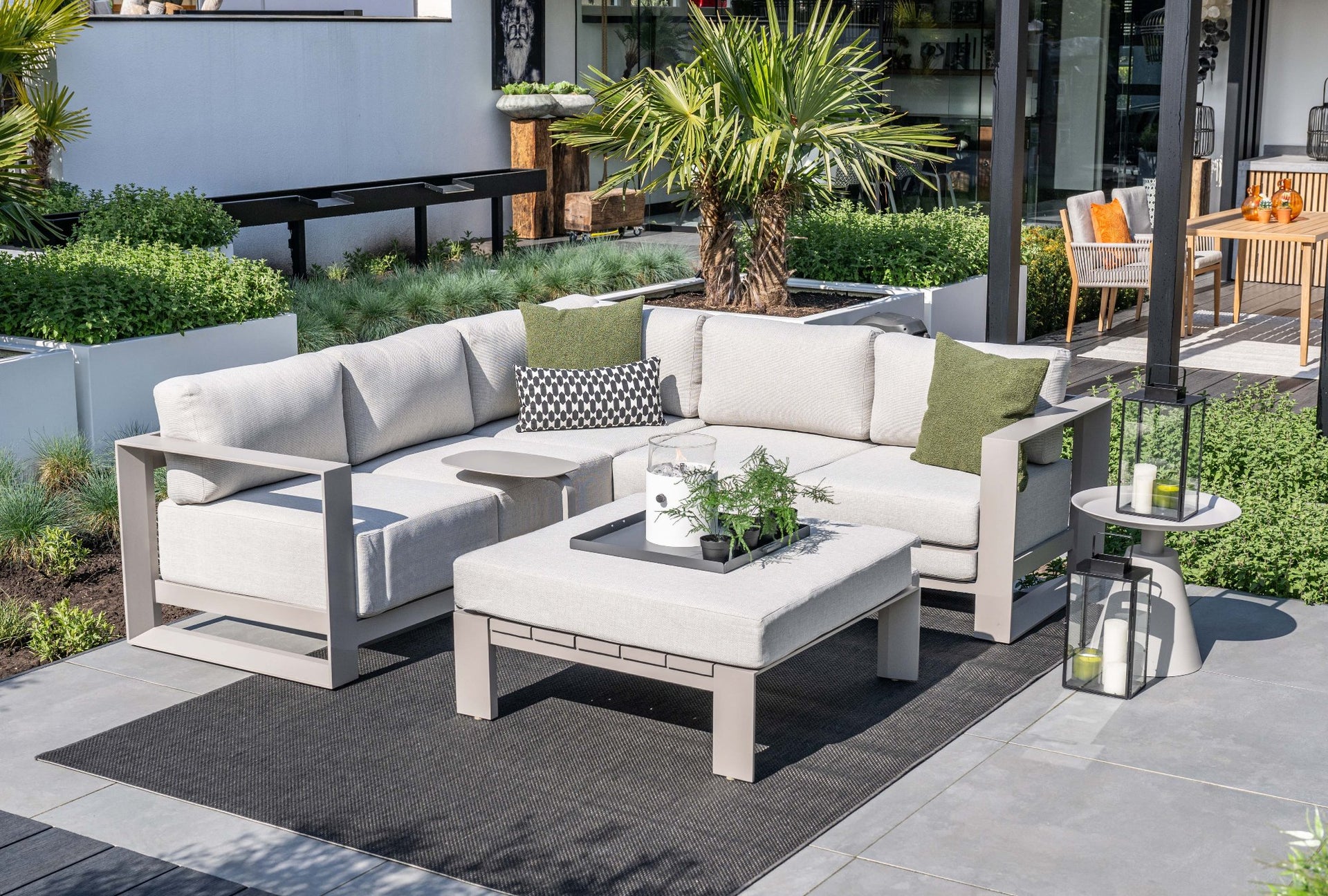 Levanto - Outdoor Corner Sofa with Ottoman