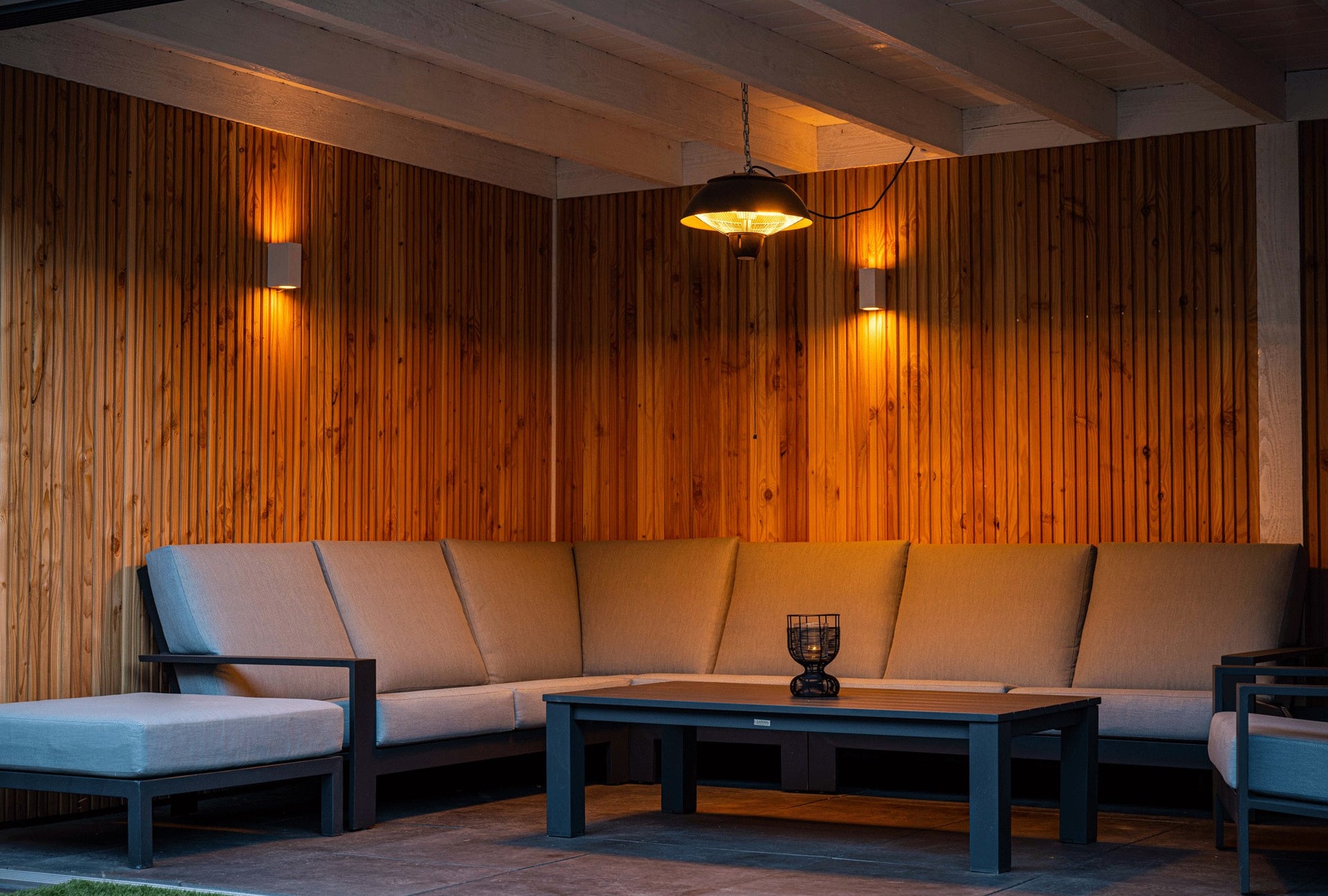 Bordeaux Hanging Heater 1500w