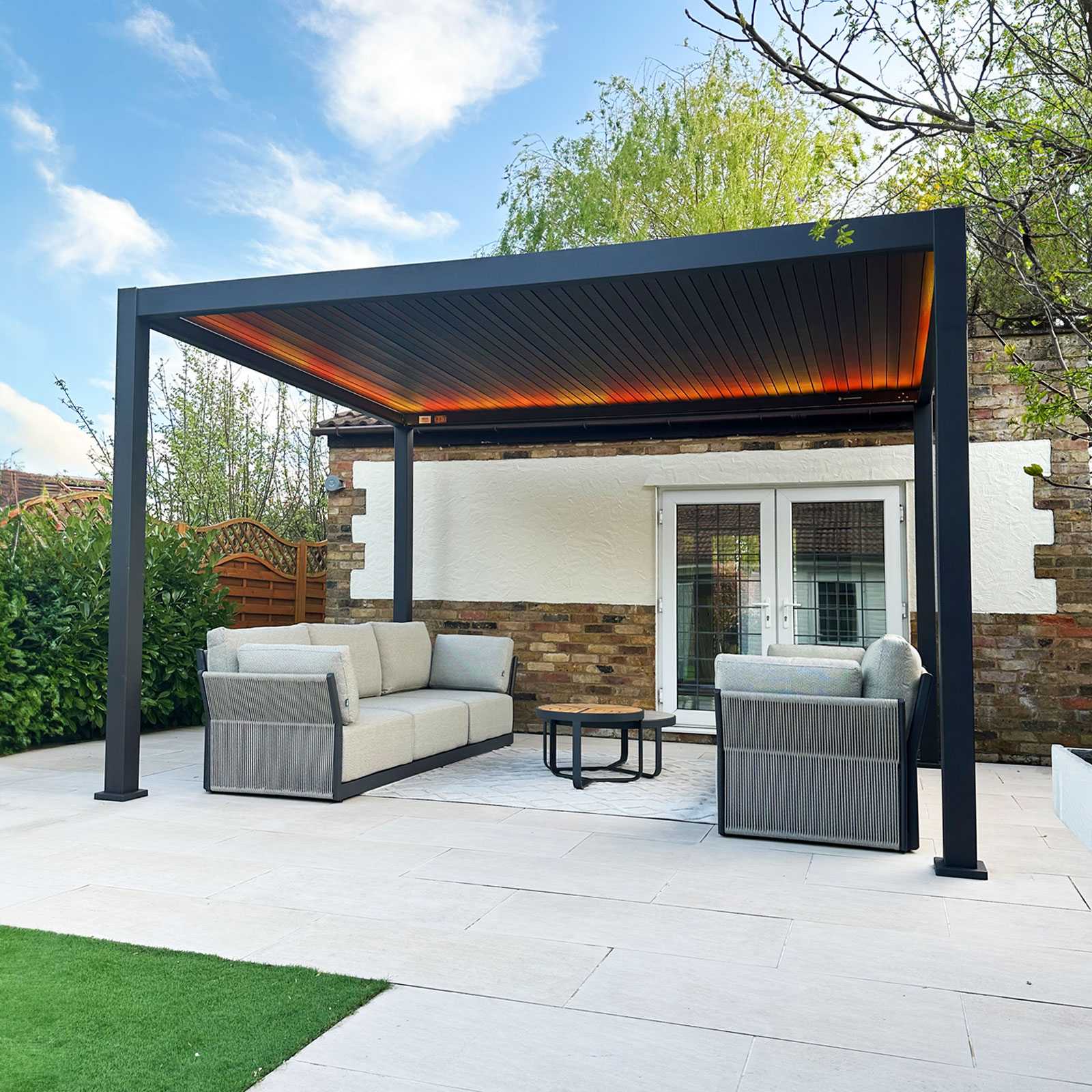 Tivoli E-LED 4m x 3m Grey Frame Free Standing Pergola