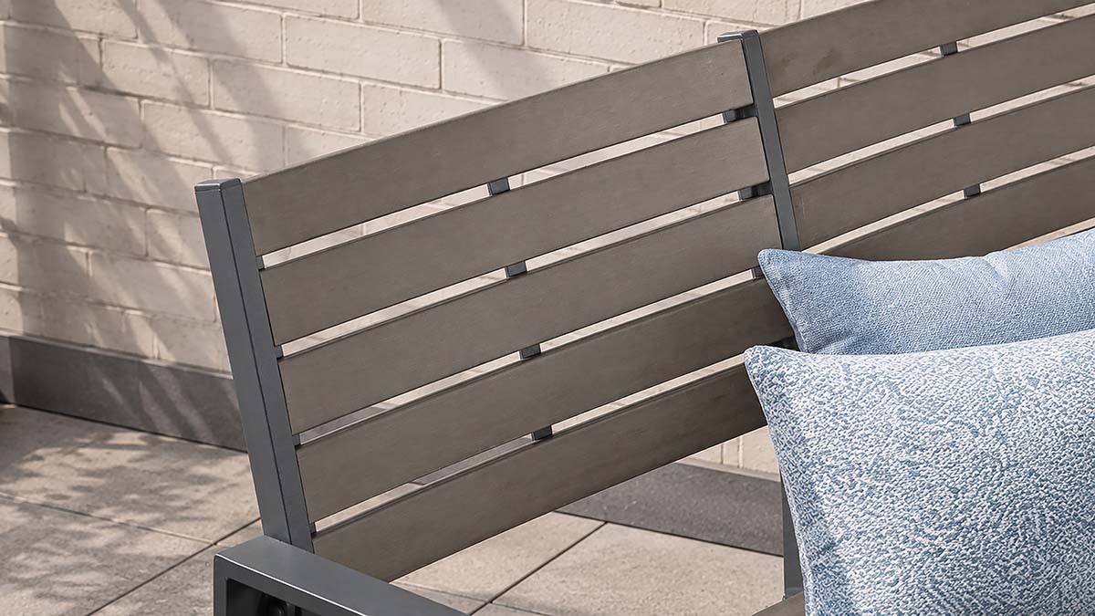 Detroit Bench
