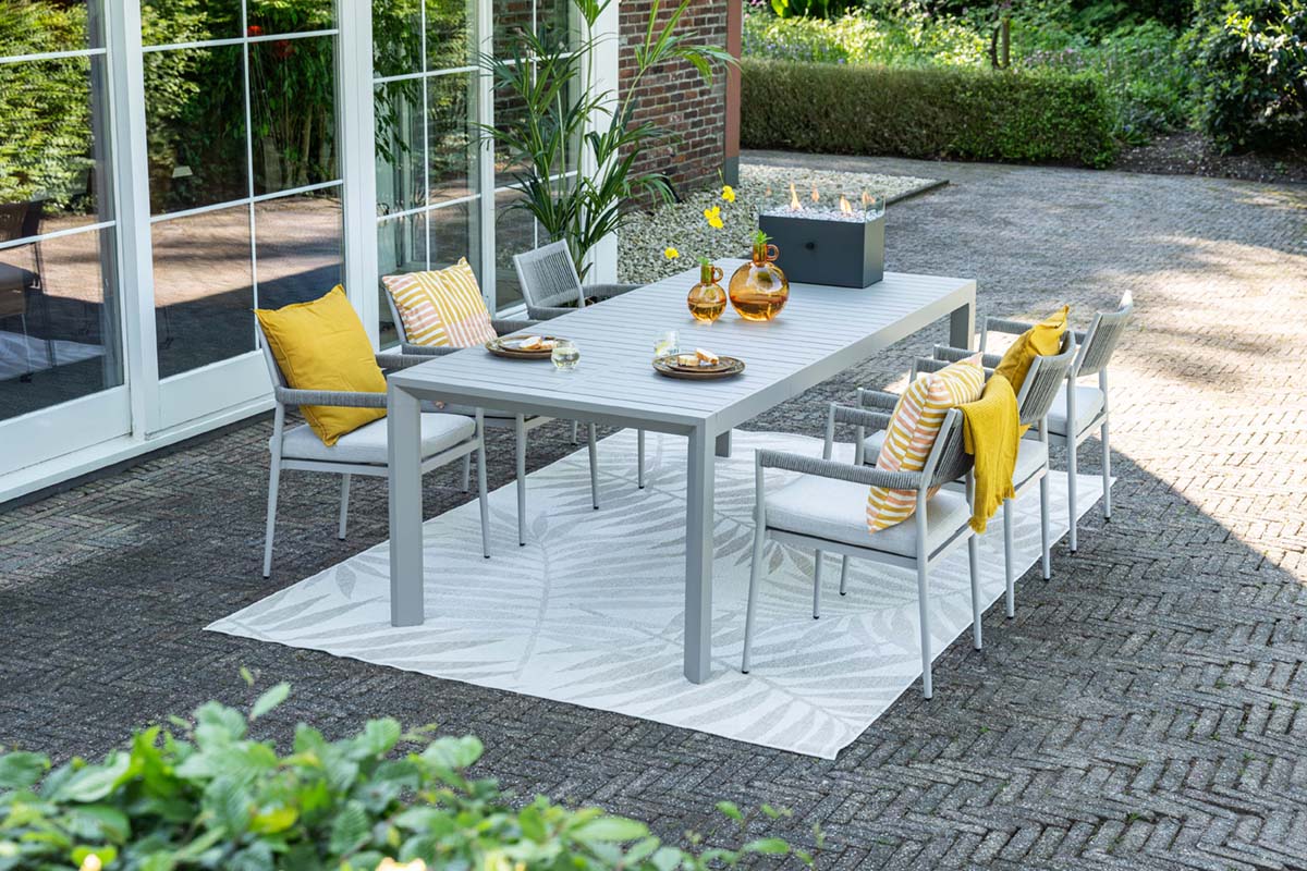 Latina 6 Seater Extending Dining Table with Barcelona Dining Chairs