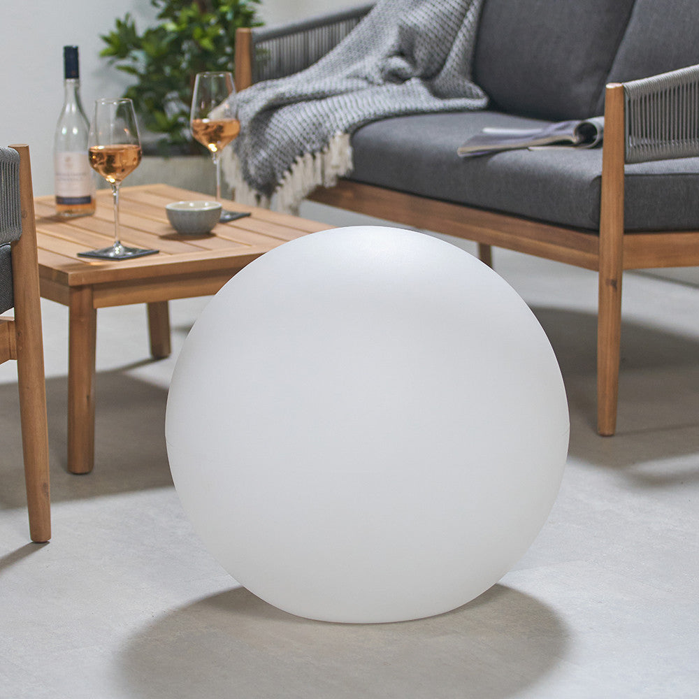 Snug Round Ball Outdoor Floor Lamp