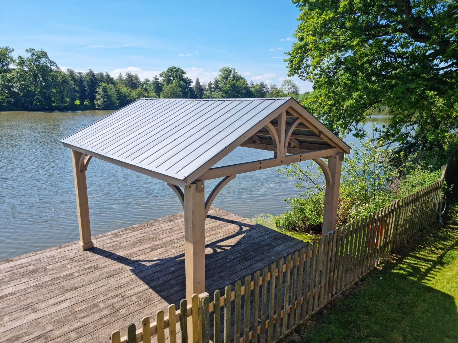 Ex- Display Cotswold 4.2m x 3.6m Wooden Pergola