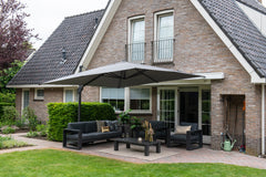 Hawaii 400cm x 400cm Square Cantilever Parasol with 150kg Moveable Granite Base