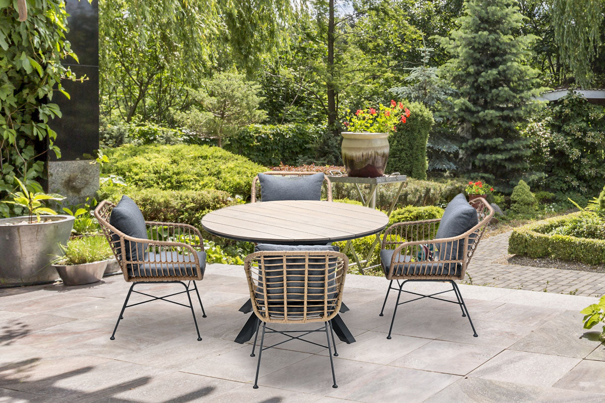 Margriet Natural - Four Seater Round Dining Suite